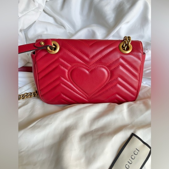 Gucci GG Marmont Mini Shoulder Handbag - Picture 9 of 15